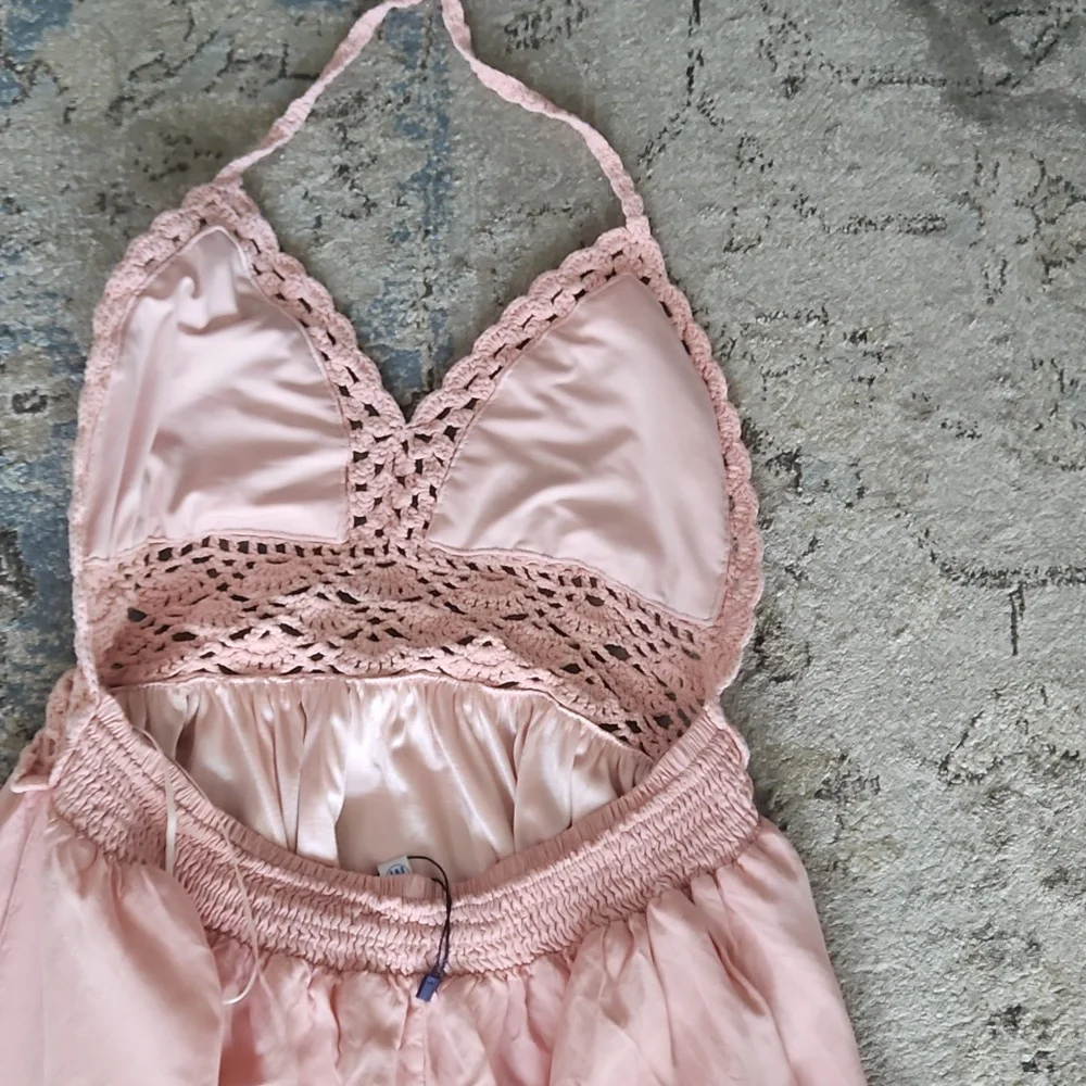 Pink Halter Crochet Dress - Picture 6 of 6